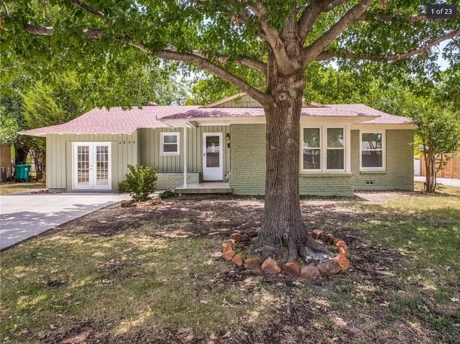 Building Photo - 4009 Acacia St