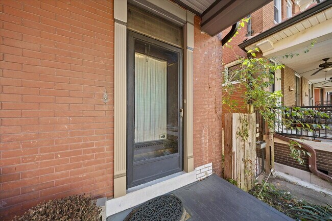 Photo - "Charming 3-Bed Duplex with Hardwood Floors & Cozy Fireplace - 6114 Waterman Blvd, St. Louis!" ST...