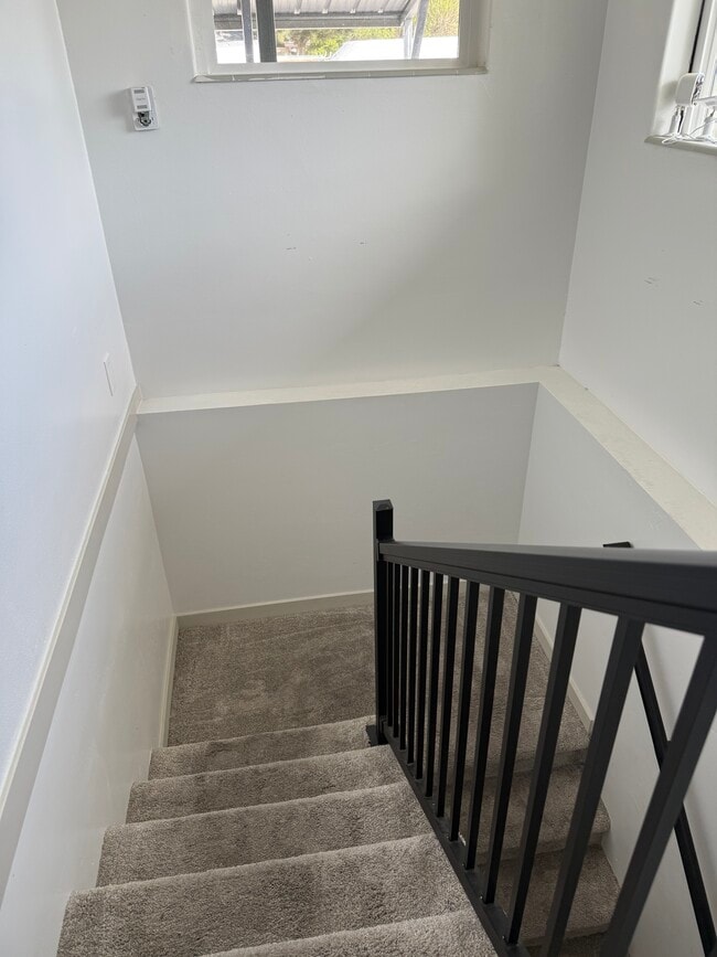 Photo - 1214 W 500 N