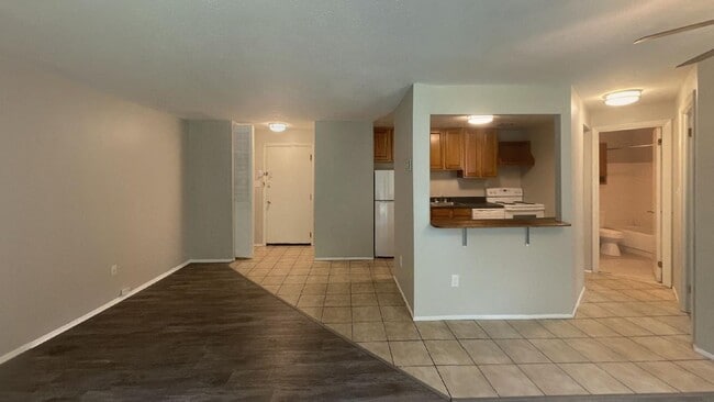 Renovated 1 Bedroom 1 Bath