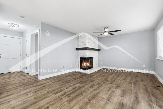 Photo - Gorgeous Condo with Washer/Dryer and Central AC