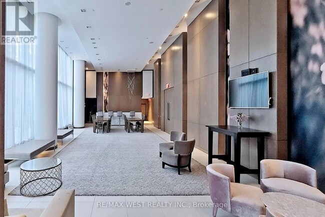 Photo - 121 McMahon Dr Unité 3517