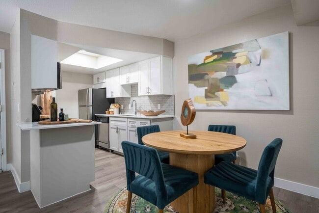 Platinum Kitchen & Dining