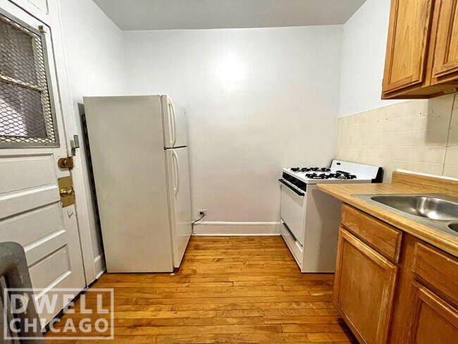 Photo - 2350 N Spaulding Ave Apartamentos Unidad 3A