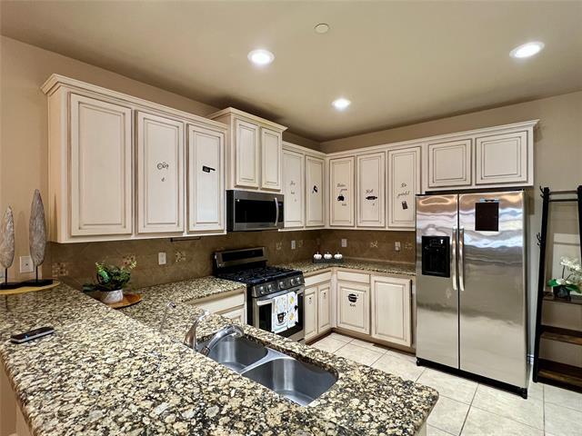 Building Photo - 4140 Comanche Dr Rental