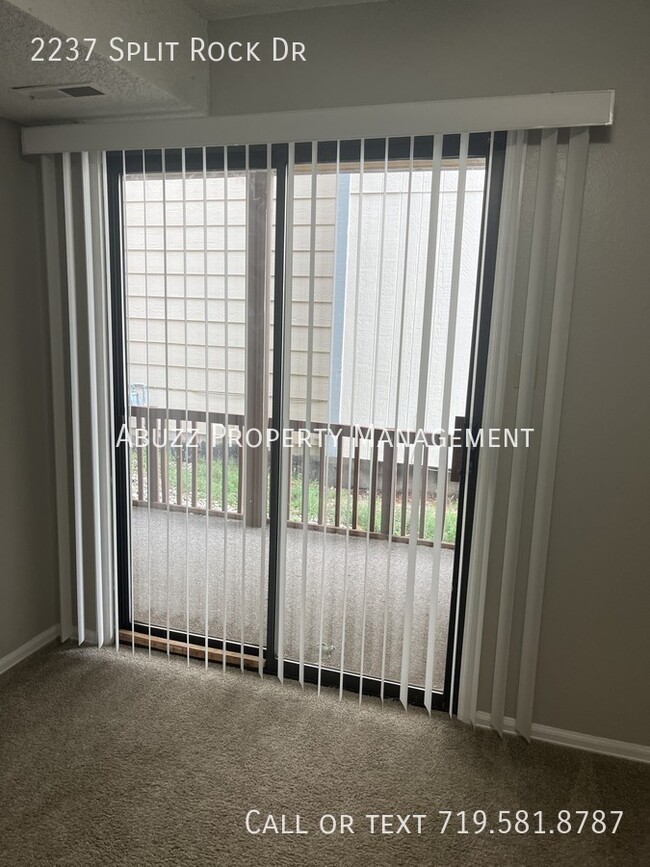 Photo - 2237 Split Rock Dr Townhome