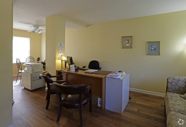 Leasing Office