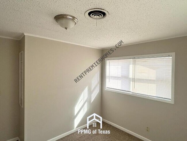 Photo - 4322 S Allegheny Ave