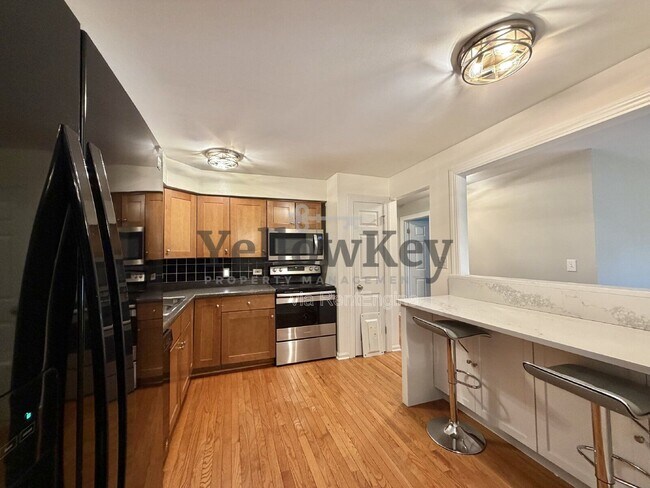 Photo - 850 S Lorraine Rd Unit Apt 1j