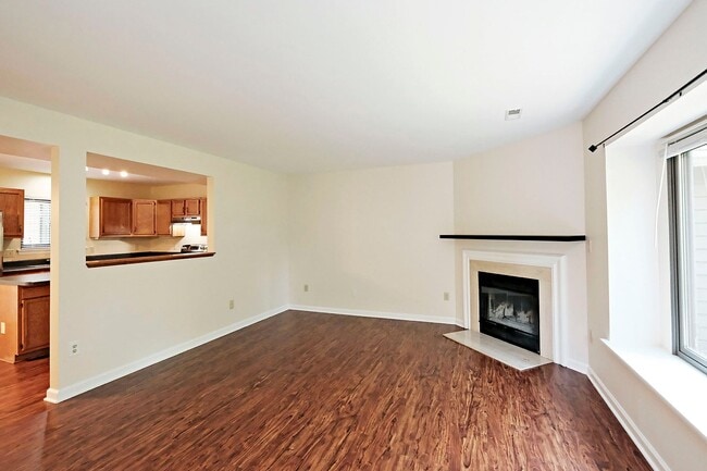 Photo - 1011 Highlands Dr