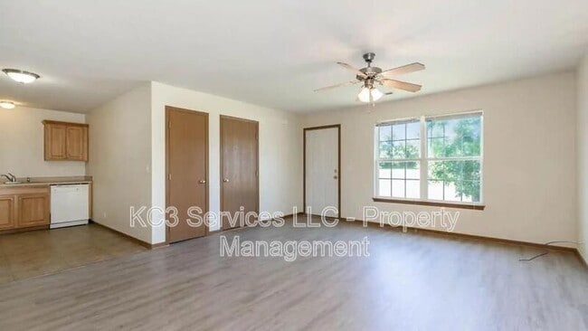 Photo - 307 Dauphine St
