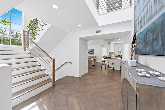 Photo - Beautifully Renovated Hollywood Hills House