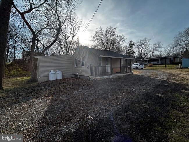 Photo - 448 Plum Alley