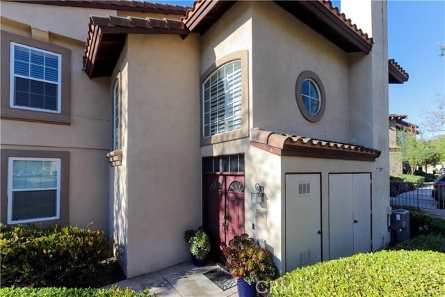 Building Photo - 192 Pasto Rico