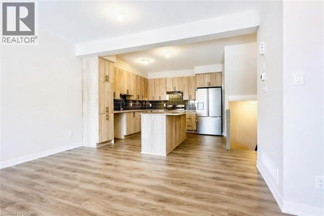 Photo - 215 Speckled Alder Row