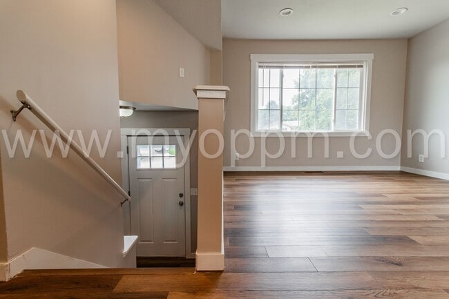 Photo - Beautifully Remodeled 3 Bedroom / 1.5 Bath Home | Millard