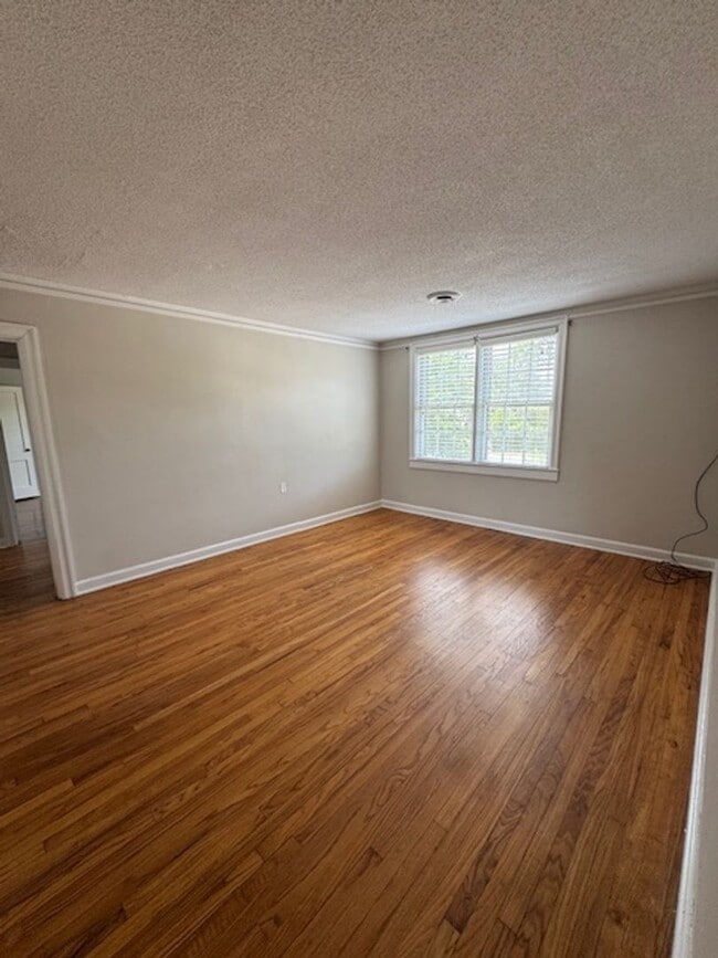 Photo - Oleander Court