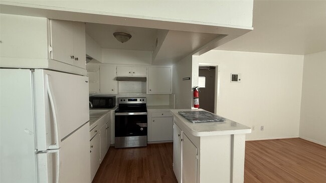 Photo - 1906 Binz St