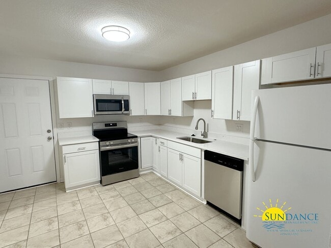 Photo - Charming 2 Bedroom Unit in Milton Heights!