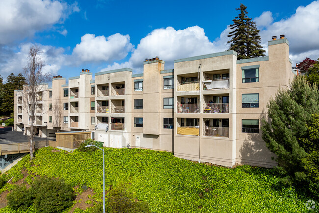 Photo - Ventana Ridge Apartments
