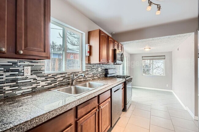 Photo - 3523 Knox Cir