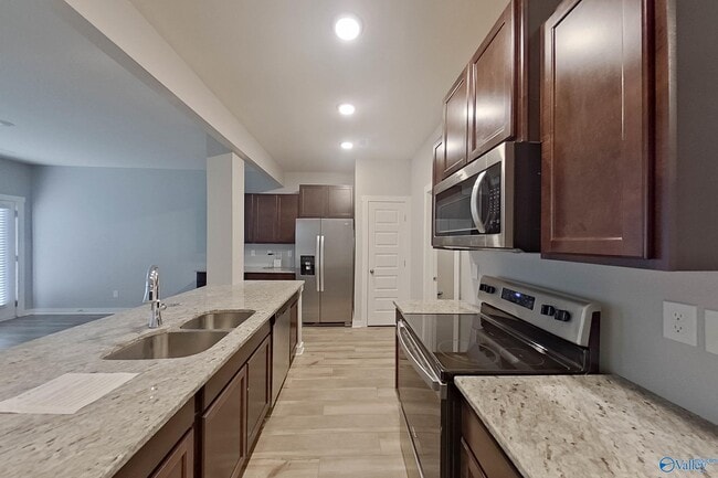 Photo - 7210 Chatfield Wy NW