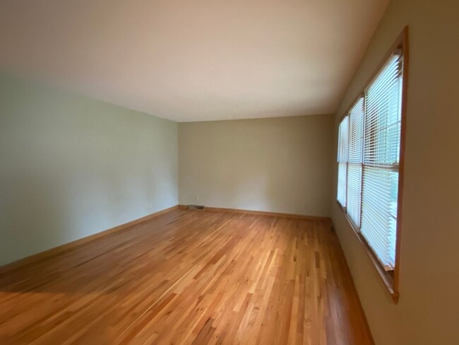 Photo - 3 Bed 3 Bath Home