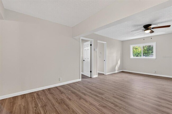 Photo - 5136 68th St N