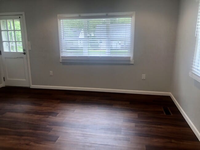 Photo - 420 S Mitchell St