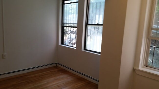 Photo - 46 Park Vale Ave Unit 1