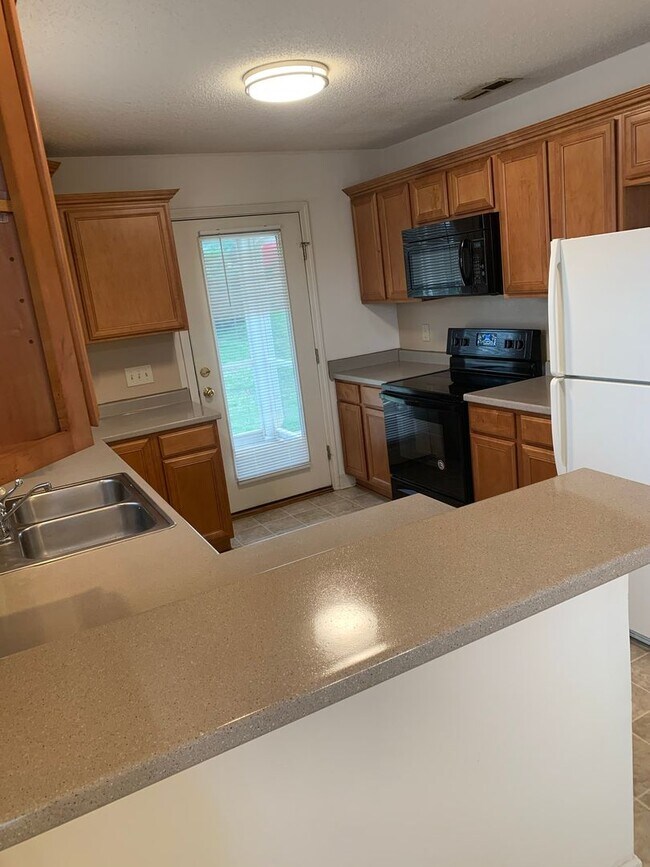 Photo - 1541SF 3BR 2.5BA