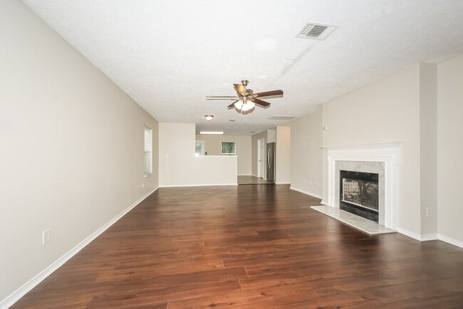 Photo - 5240 Sunsail Dr