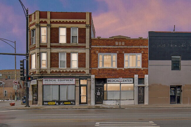 Photo - 1002 N Western Ave