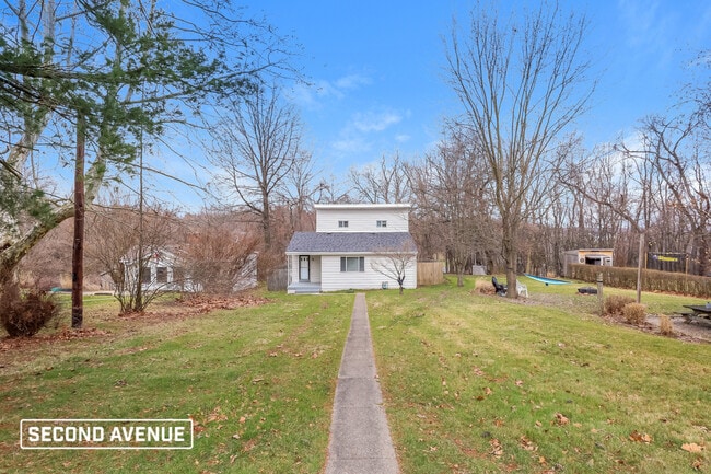 Photo - 4770 Hamilton Rd