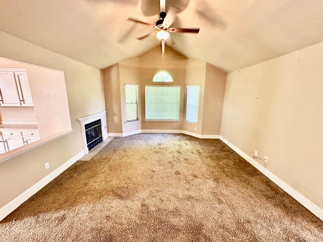 Photo - 8153 N Cedar Ave
