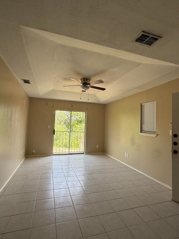 Photo - 1800 Oasis Dr Unidad 102