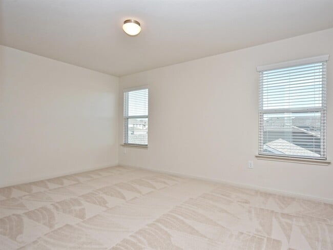 Photo - 18301 Mammoth Cave Blvd