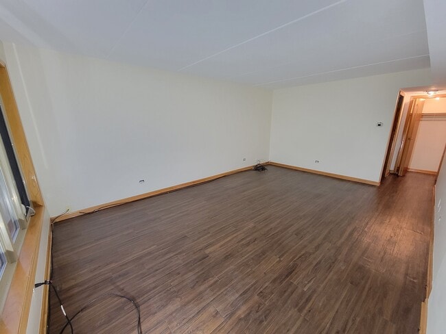 Photo - 16524 Crescent Ave Unit 2