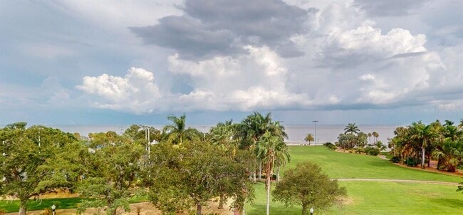 Photo - 1120 N Shore Dr NE Condo Unit 501
