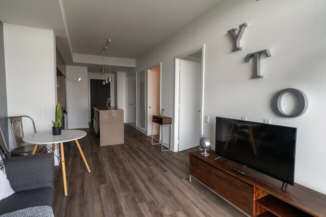 35 Greenfield Ave Unit SI FL22-ID1293840P