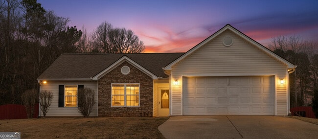 Photo - 907 Downing Dr