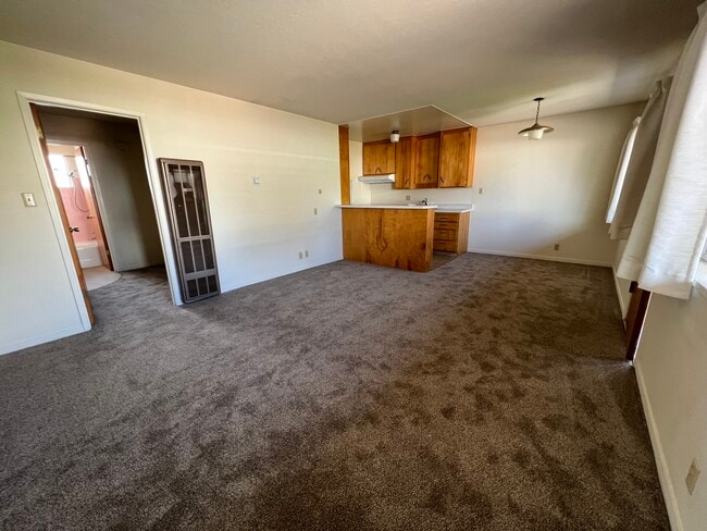Photo - Coral Manor Apartments