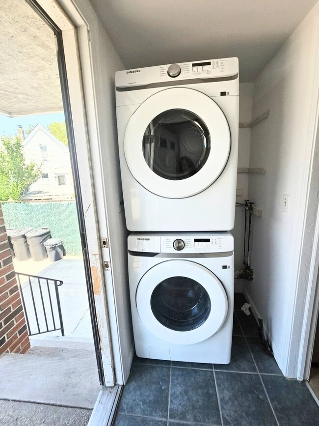 Photo - 72-29 66th Rd