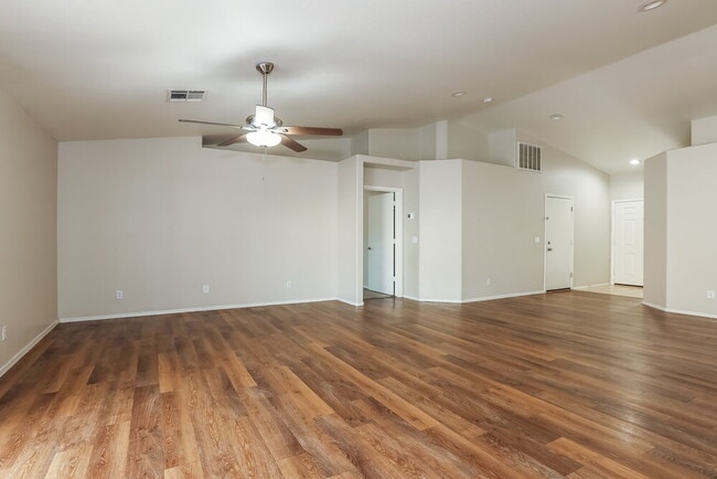 Photo - 4966 E Magnus Dr