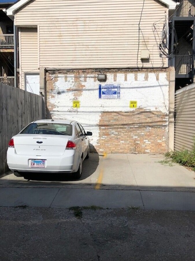 Photo - 1821 N Sheffield