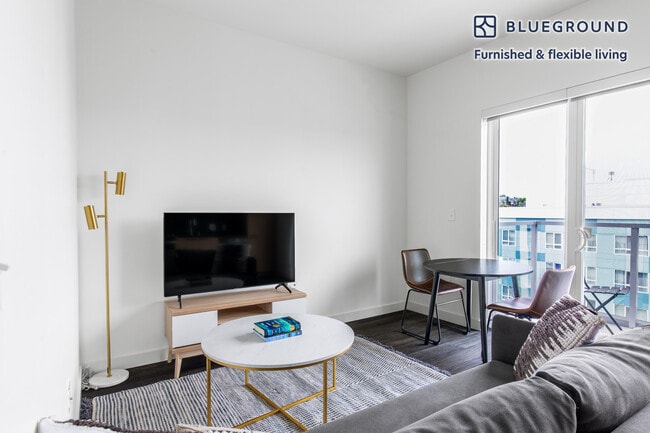 Photo - 118 Broadway E Unit FL6-ID133