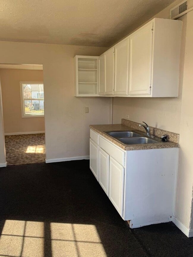 Photo - 2423-2425 Negley Ct Unit 2423