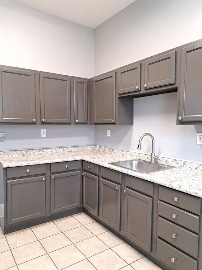 Photo - GORGEOUS 3BR/2 BA Single Family Home!