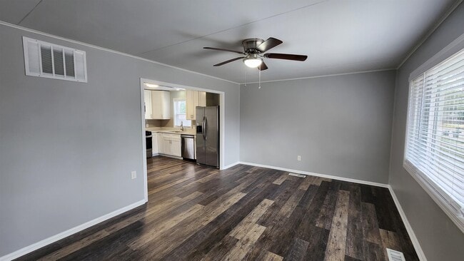 Photo - 395 Mineral Rd