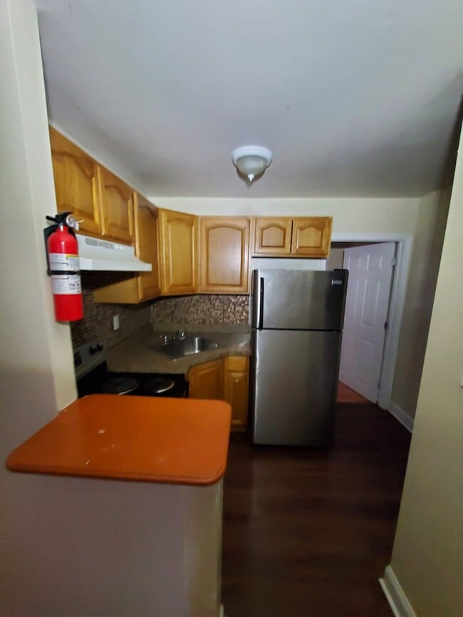 Photo - 1937 N Newkirk St